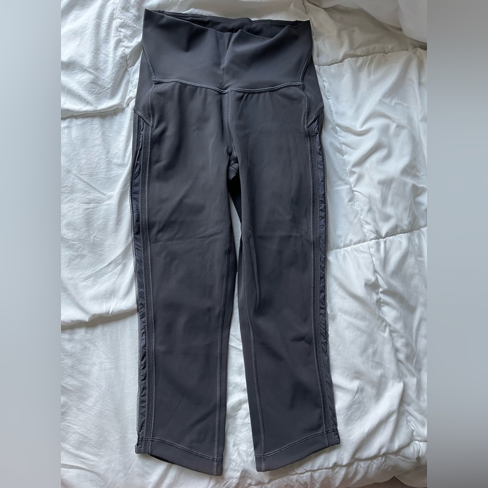 Lululemon crops